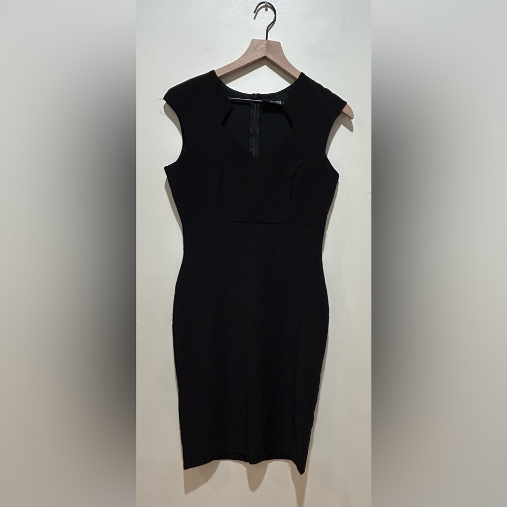 Dresscode LA Black Bodycon Knee Length Sleeveless Dress - Women’s Size Large